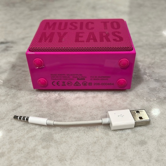 Kate Spade Bluetooth Speaker - Picture 3 of 5